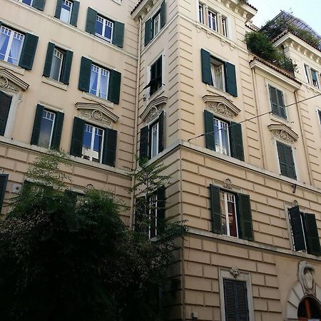 Bed and Breakfast La Breccia A Porta Pia Рим Экстерьер фото