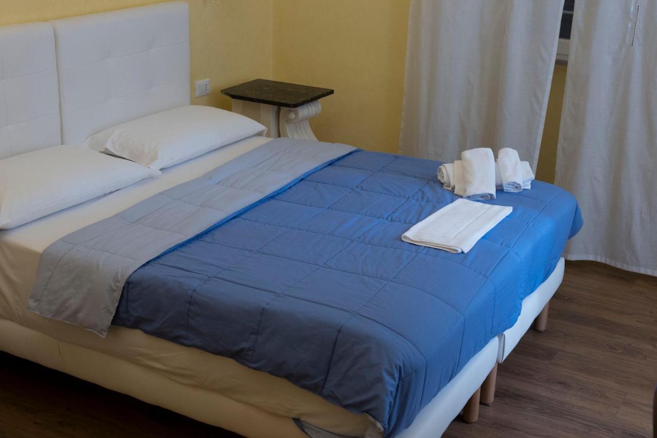 Bed and Breakfast La Breccia A Porta Pia Рим Экстерьер фото