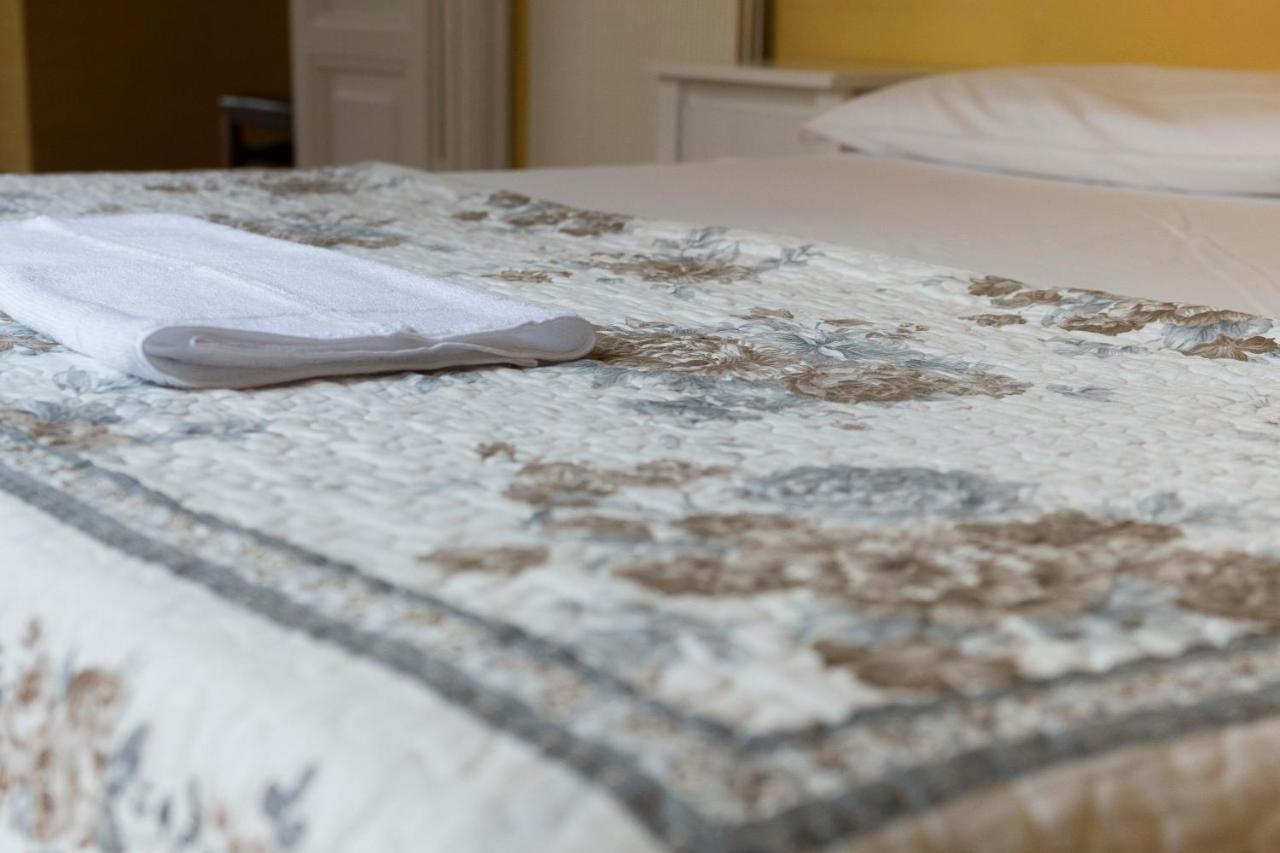 Bed and Breakfast La Breccia A Porta Pia Рим Экстерьер фото
