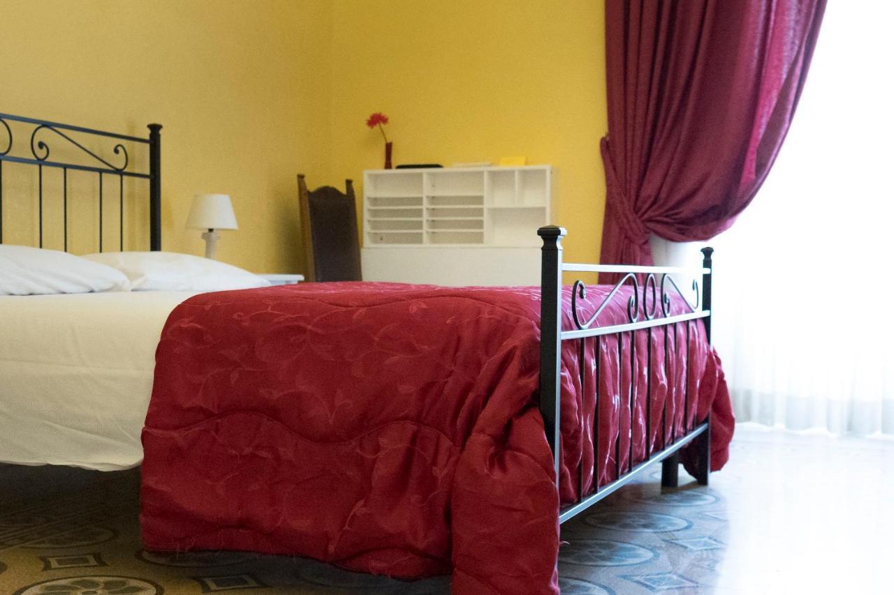 Bed and Breakfast La Breccia A Porta Pia Рим Экстерьер фото