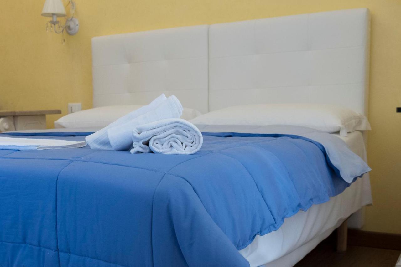 Bed and Breakfast La Breccia A Porta Pia Рим Экстерьер фото