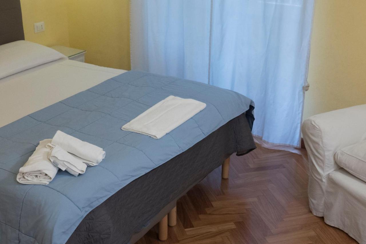 Bed and Breakfast La Breccia A Porta Pia Рим Экстерьер фото