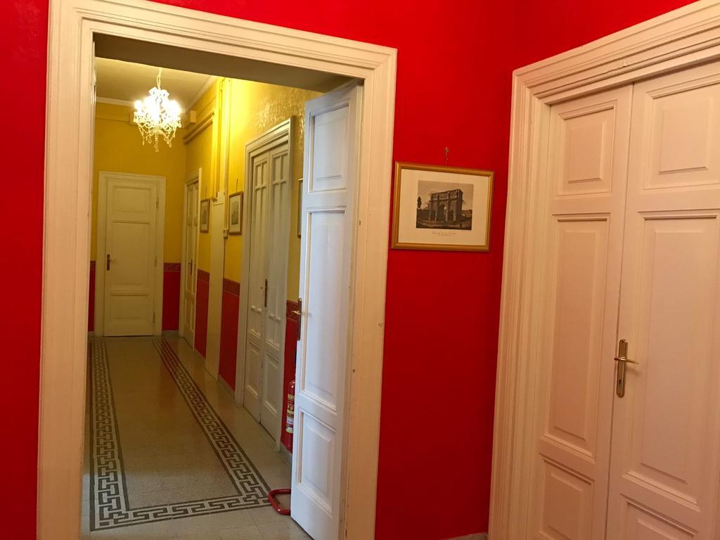 Bed and Breakfast La Breccia A Porta Pia Рим Экстерьер фото